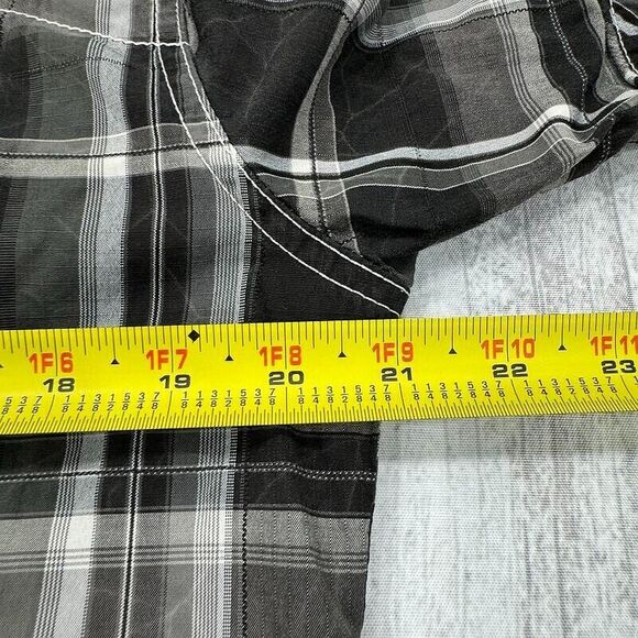 BKE Pearl Snap Shirt M Athletic Fit Plaid Short Sleeve Western Mens Gray - Picture 6 of 7